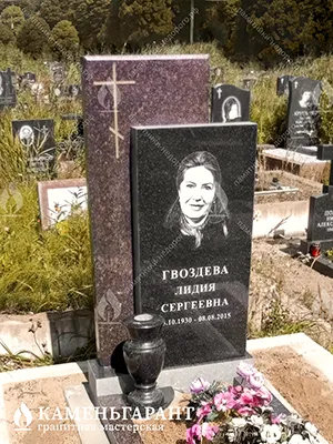 Фото памятника на могилу Терра